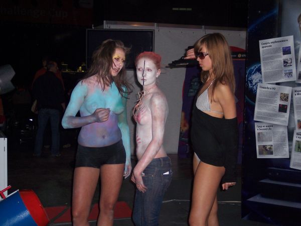 Сдавайся.......... Сдавайся..........