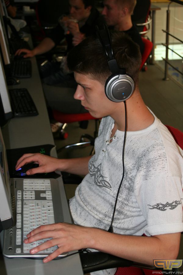 ����� eQu.Real