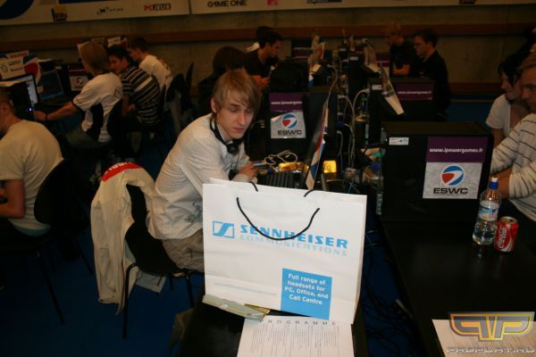 � Sennheiser Communication