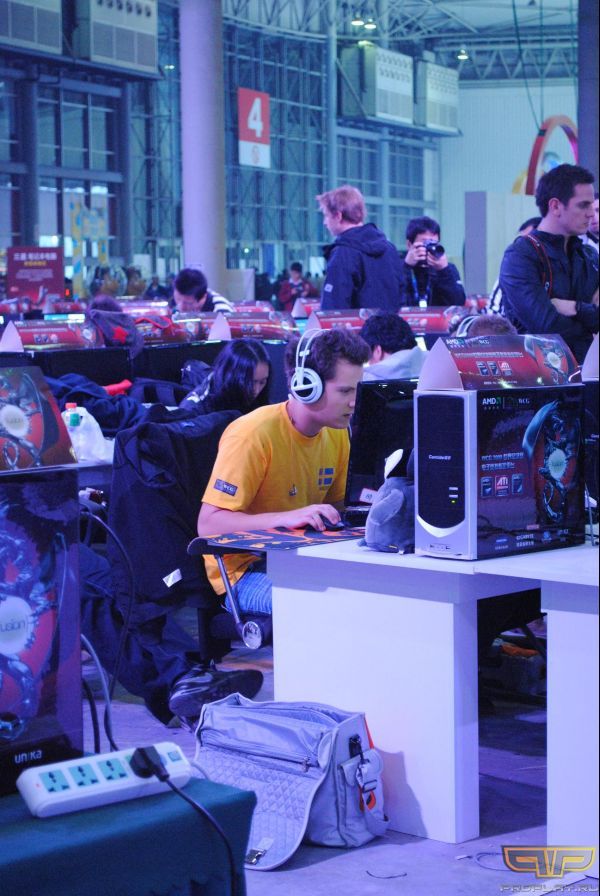 Gux � ����