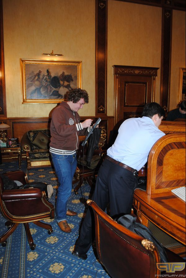 Edward ����� ������ �� 1000$