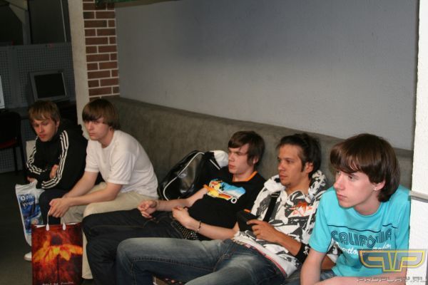 �� ������