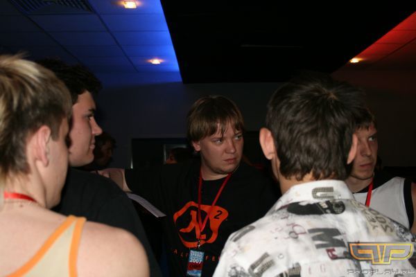 �� �����